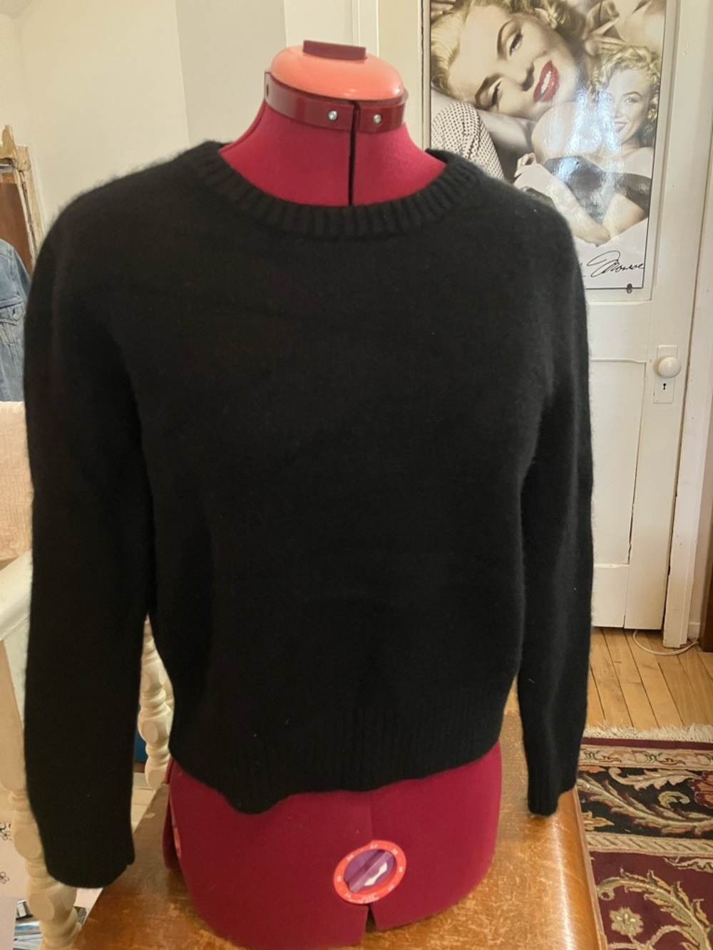 H&M Black Cashmere Crewneck Sweater medium